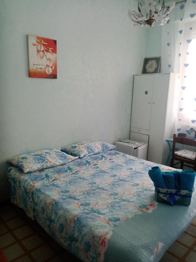Beb I Delfini Di Casa Paola Bed & Breakfast Mascali Exterior photo