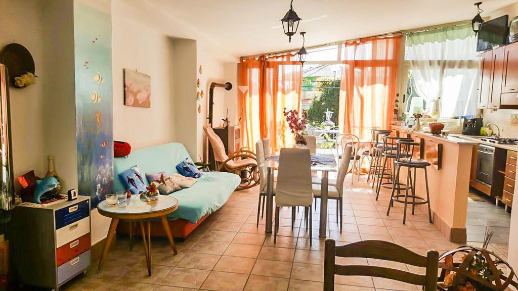 Beb I Delfini Di Casa Paola Bed & Breakfast Mascali Exterior photo