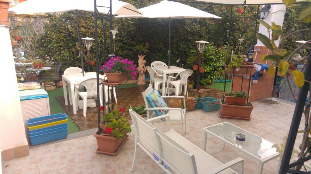 Beb I Delfini Di Casa Paola Bed & Breakfast Mascali Exterior photo